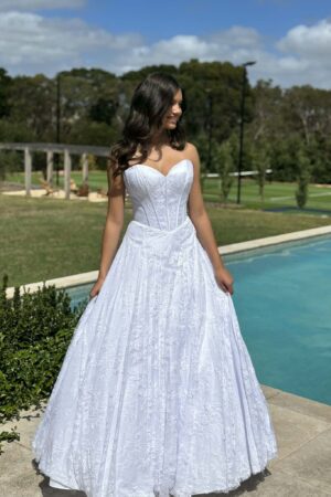 International Couture Azalea