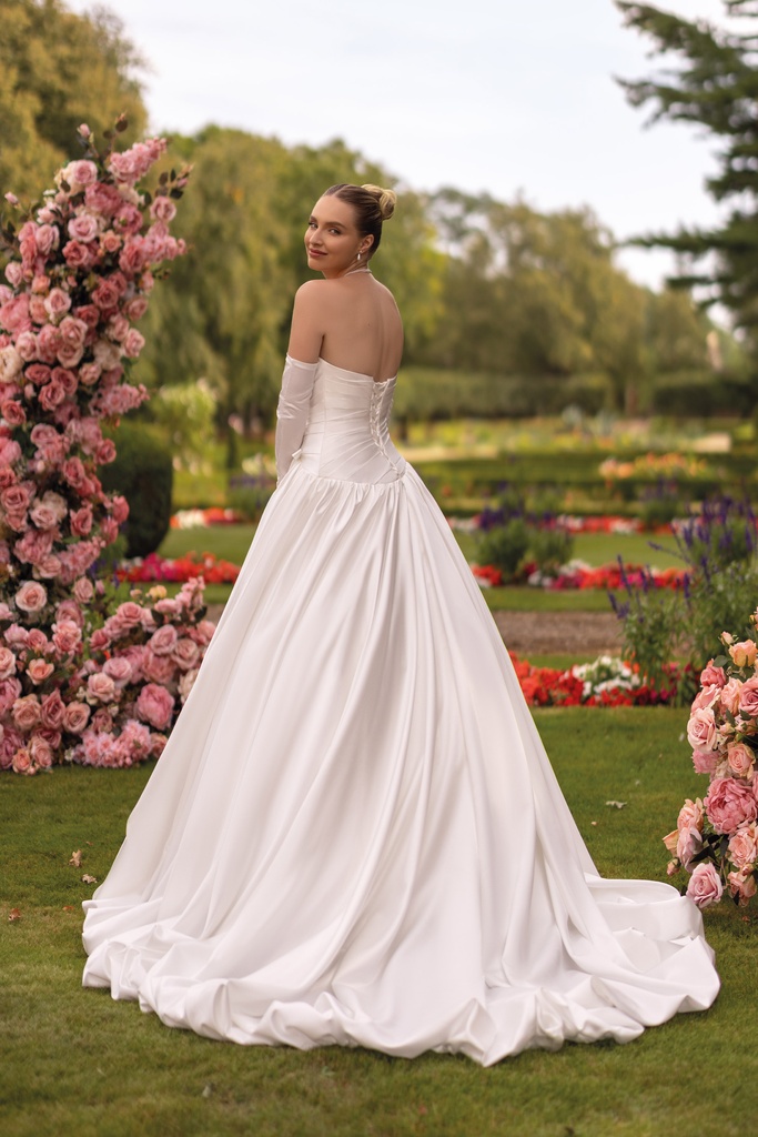 Monica Loretti 1177 - Image 2